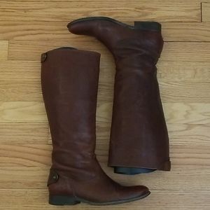 Frye Melissa button back boot w/zip